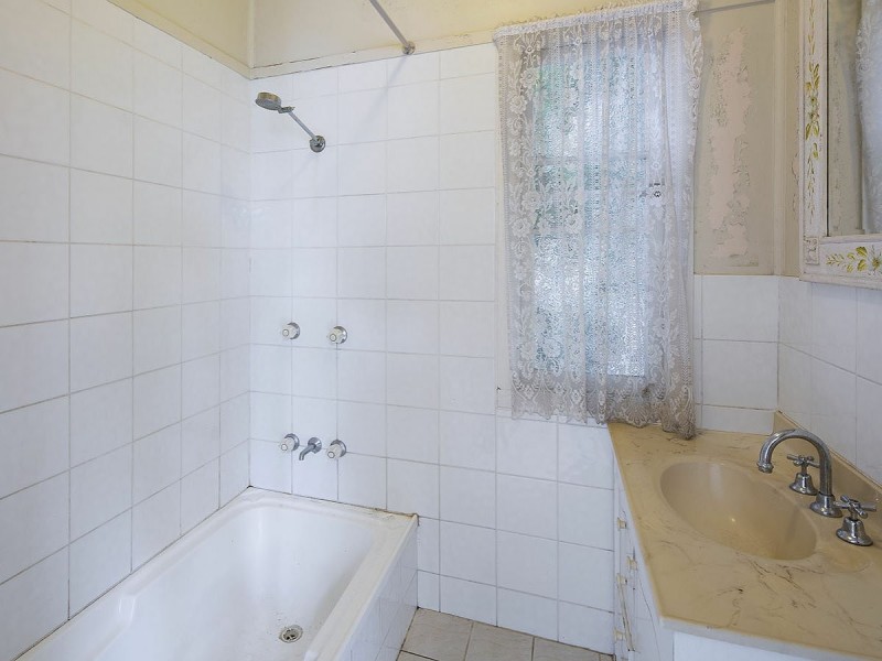 28 Aubigny Street, Annerley QLD 4103