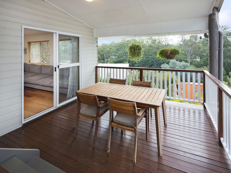 27 Kiriwina Street, Fig Tree Pocket QLD 4069