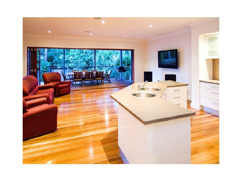 66 Fairfield Road, Fairfield QLD 4103