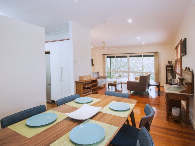 32 Ormadale Road, Yeronga QLD 4104