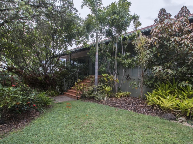 32 Ormadale Road, Yeronga QLD 4104