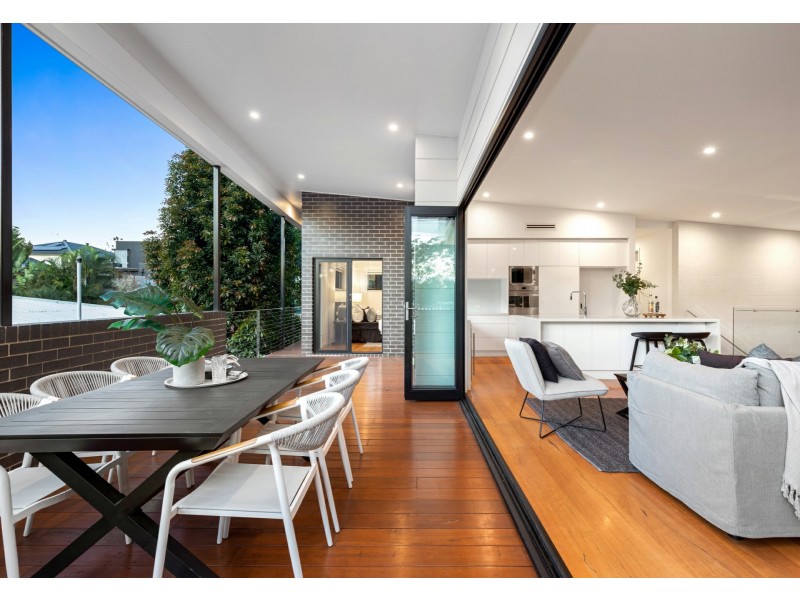 46 Ormadale Road, Yeronga QLD 4104