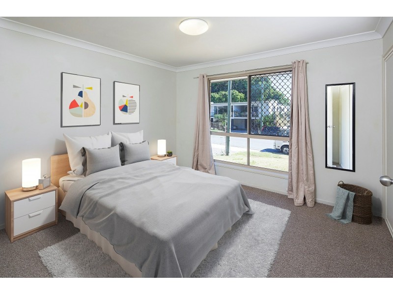 28 Manson Parade, Yeronga QLD 4104