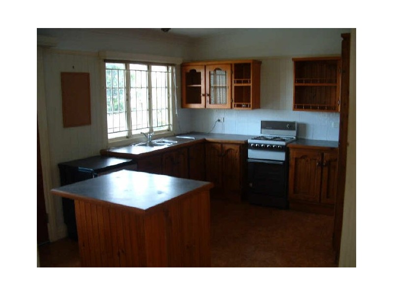 196 Ekibin Road, Tarragindi QLD 4121