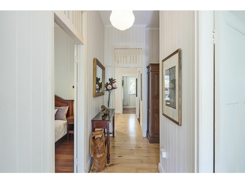 45 Livingstone Street, Yeerongpilly QLD 4105