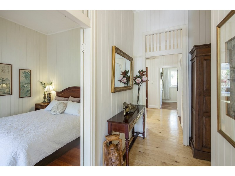 45 Livingstone Street, Yeerongpilly QLD 4105