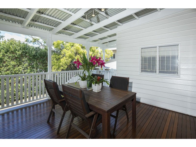 45 Livingstone Street, Yeerongpilly QLD 4105