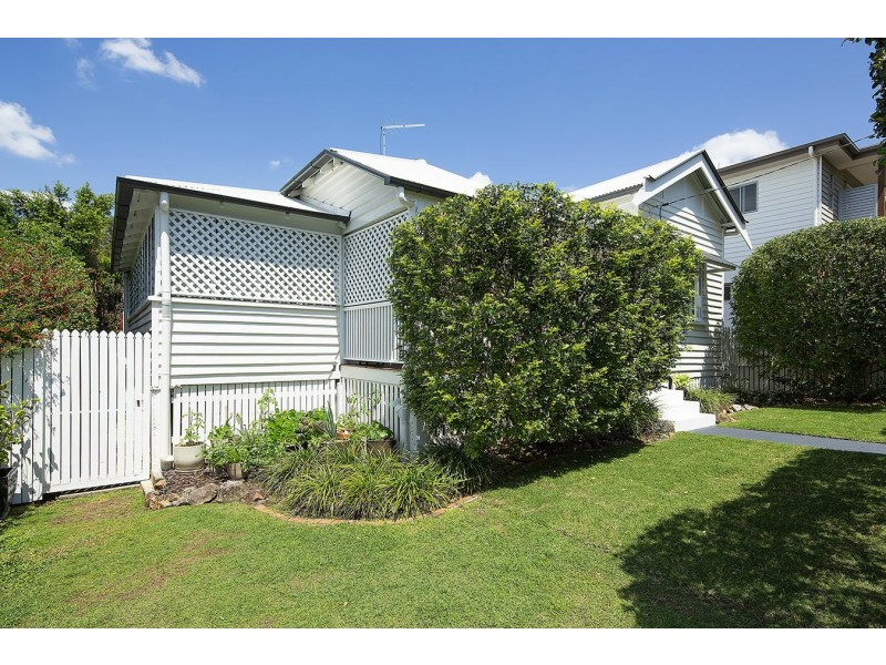 45 Livingstone Street, Yeerongpilly QLD 4105