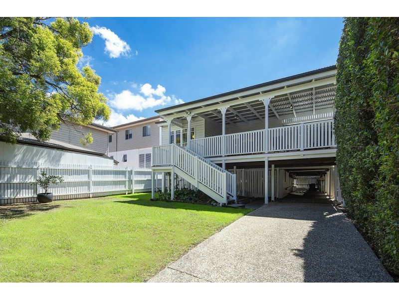 45 Livingstone Street, Yeerongpilly QLD 4105