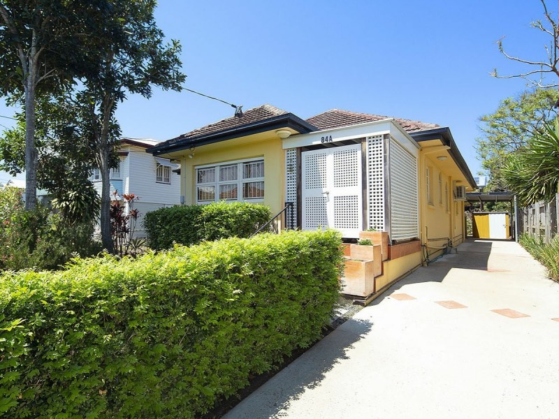 84 Brisbane Corso, Fairfield QLD 4103