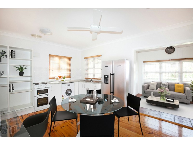 84 Brisbane Corso, Fairfield QLD 4103