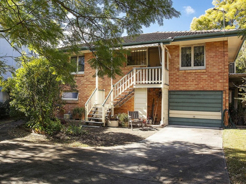 37 Osterley Road, Yeronga QLD 4104