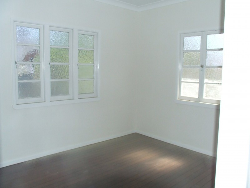 24 Darnley Street, Rocklea QLD 4106