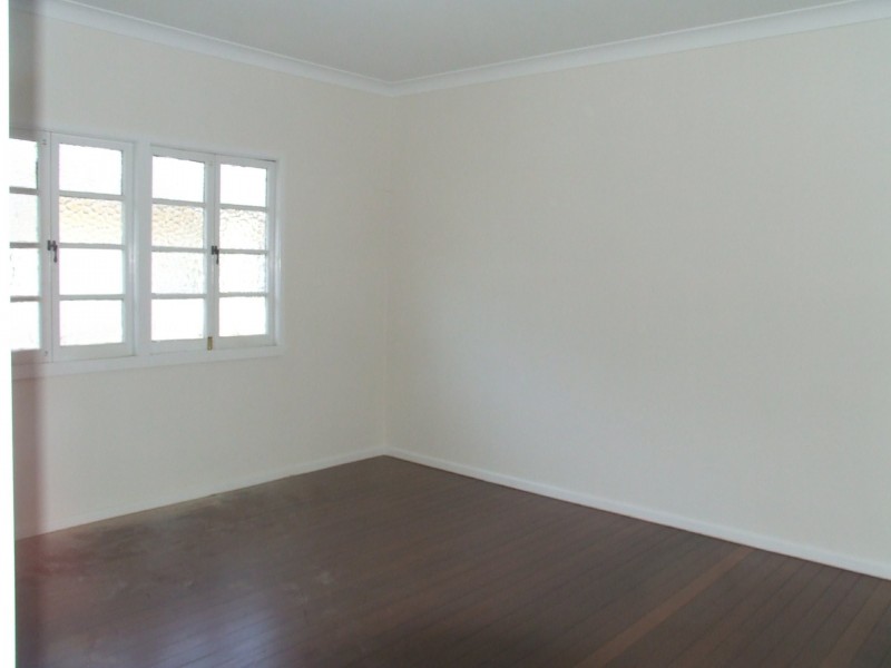 24 Darnley Street, Rocklea QLD 4106