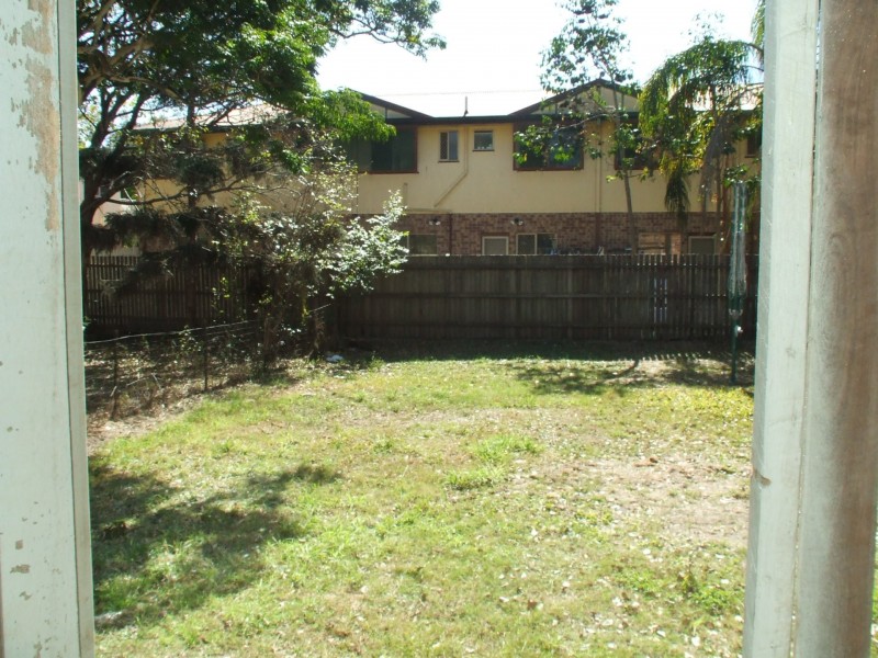 24 Darnley Street, Rocklea QLD 4106