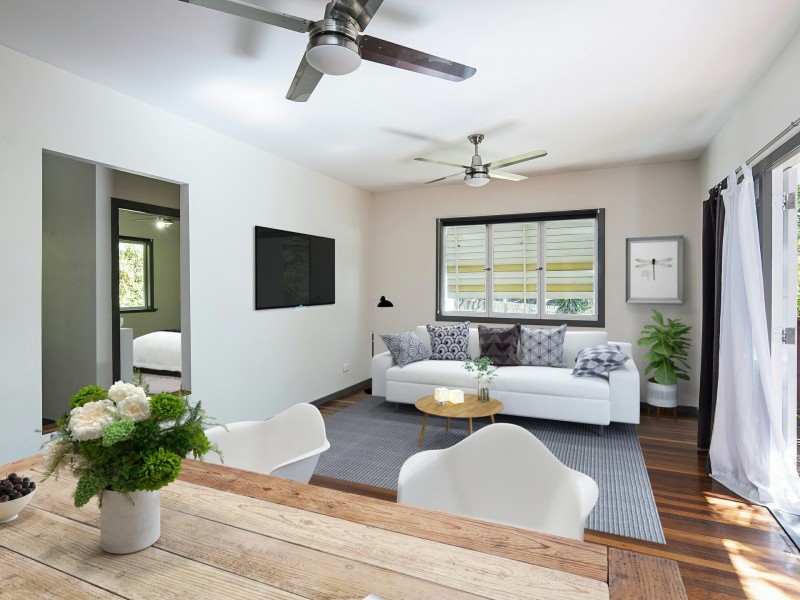 51 Railway Road, Fairfield QLD 4103