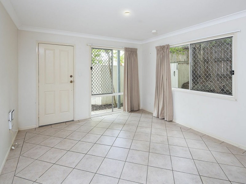 4/80 Mearns Street, Fairfield QLD 4103