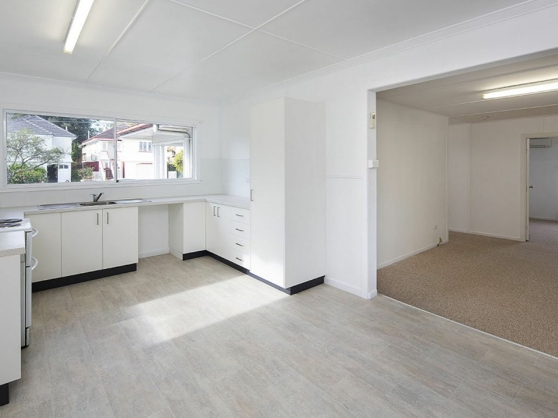 15 Holmes Street, Moorooka QLD 4105