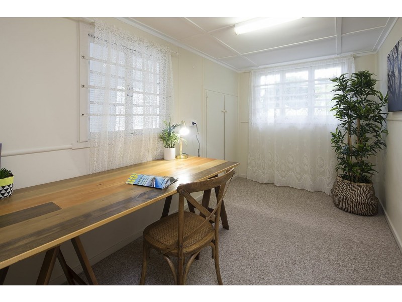 15 Holmes Street, Moorooka QLD 4105
