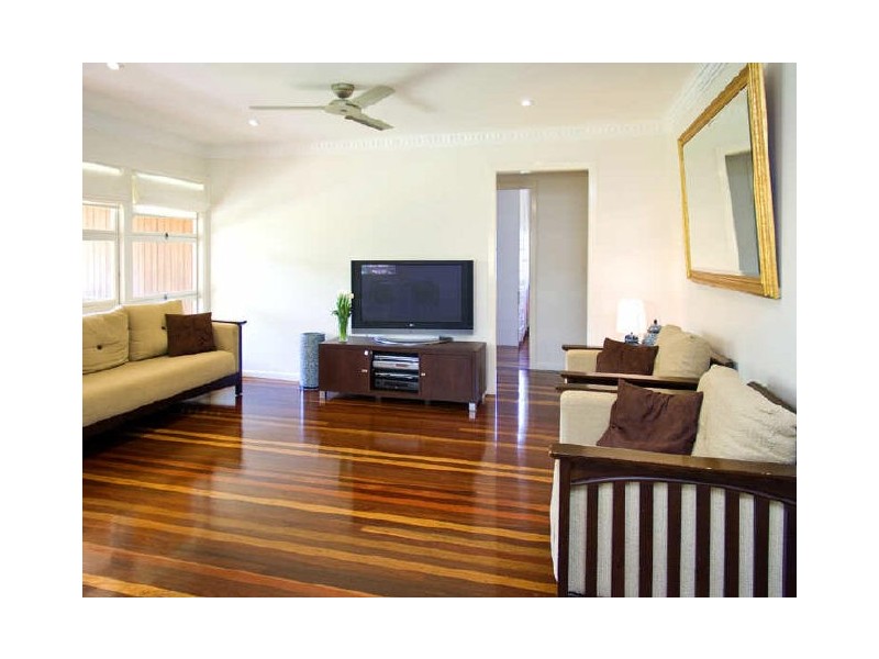 83 Barmore Street, Tarragindi QLD 4121