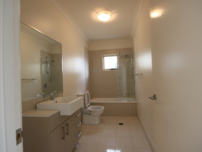 2/57 Vallely Street, Annerley QLD 4103