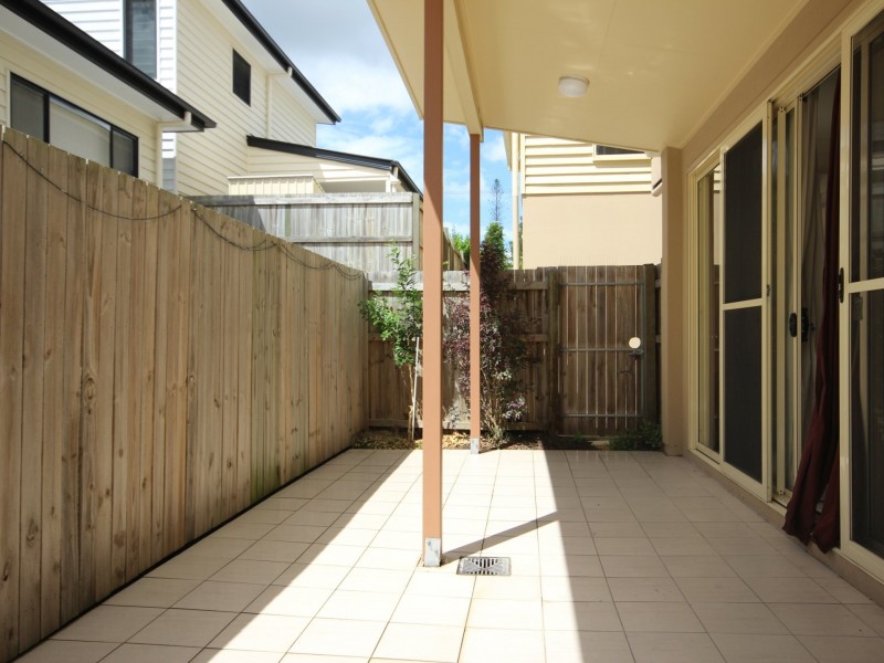 2/57 Vallely Street, Annerley QLD 4103