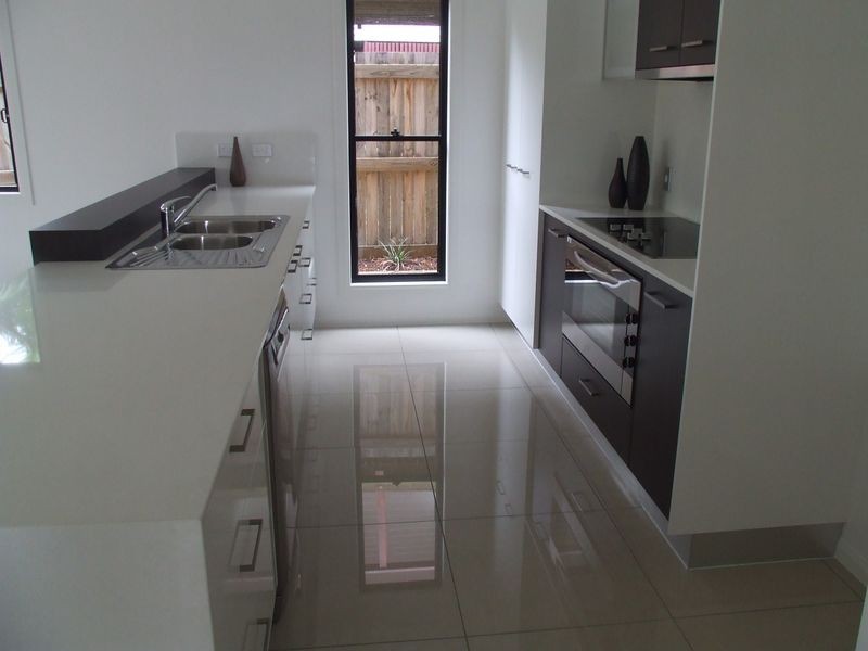 54 Chaucer Street, Moorooka QLD 4105