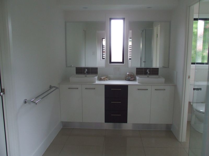 54 Chaucer Street, Moorooka QLD 4105