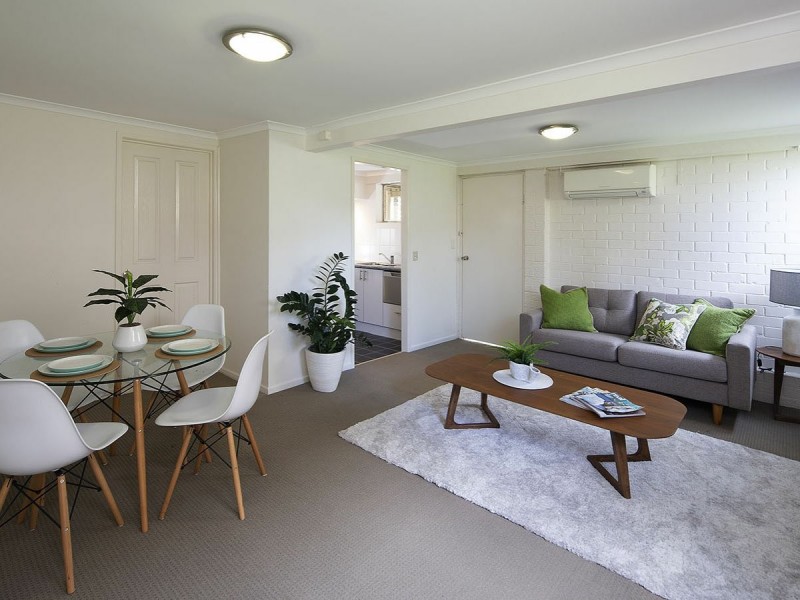 55 Ormonde Road, Yeronga QLD 4104