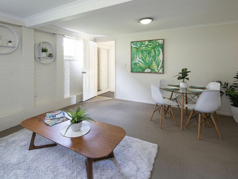 55 Ormonde Road, Yeronga QLD 4104