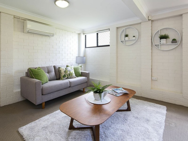 55 Ormonde Road, Yeronga QLD 4104