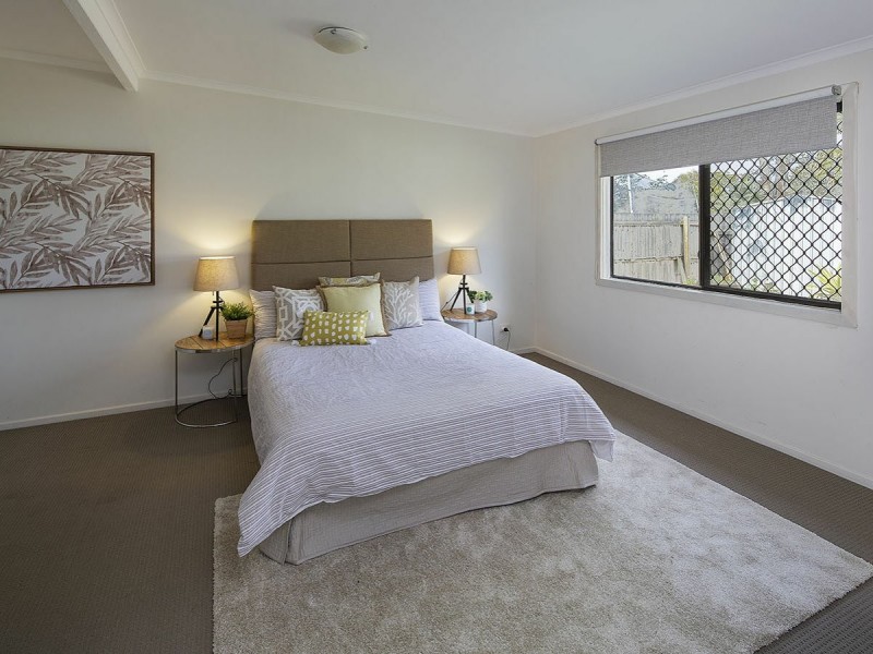 55 Ormonde Road, Yeronga QLD 4104