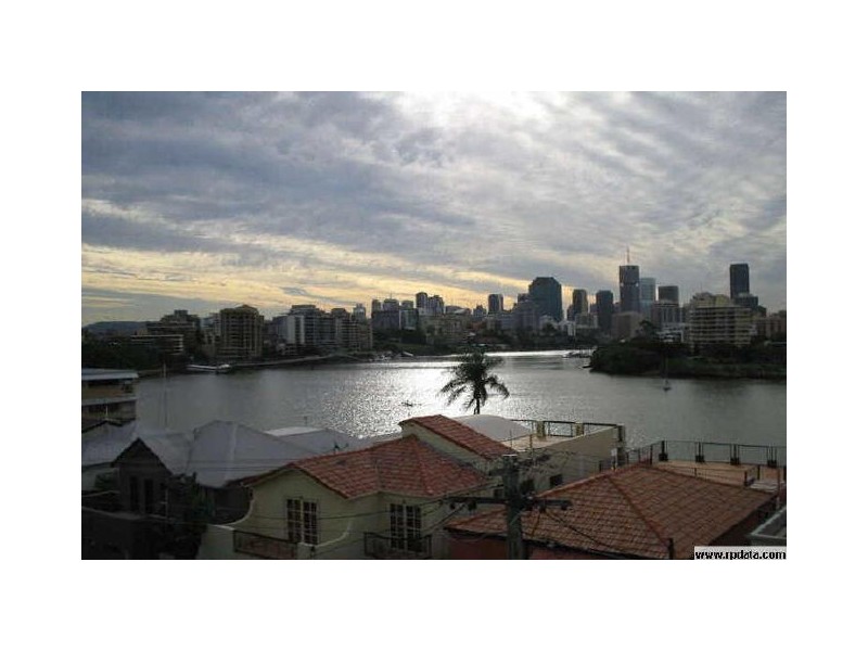 26 Laidlaw Prade, East Brisbane QLD 4169