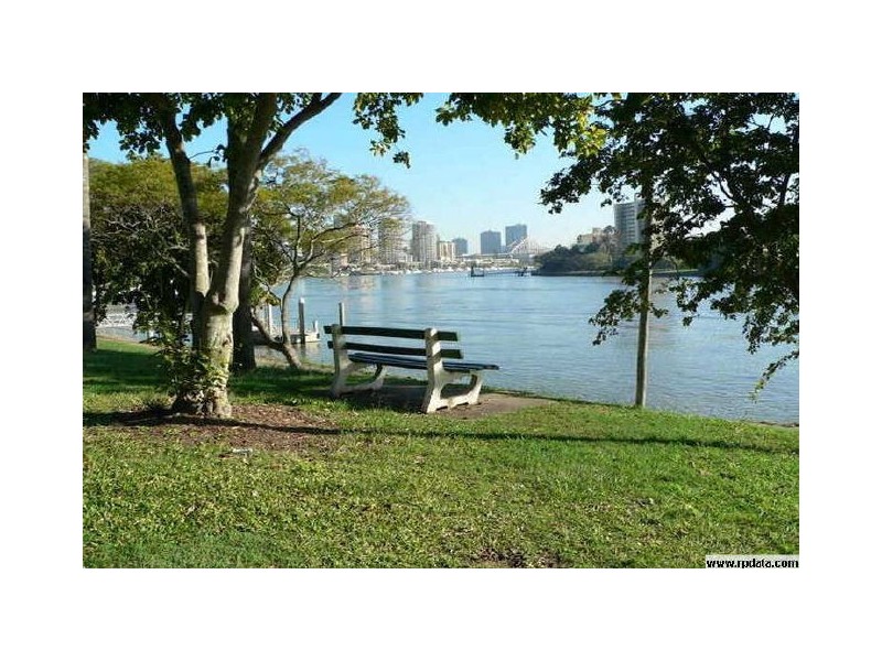 26 Laidlaw Prade, East Brisbane QLD 4169