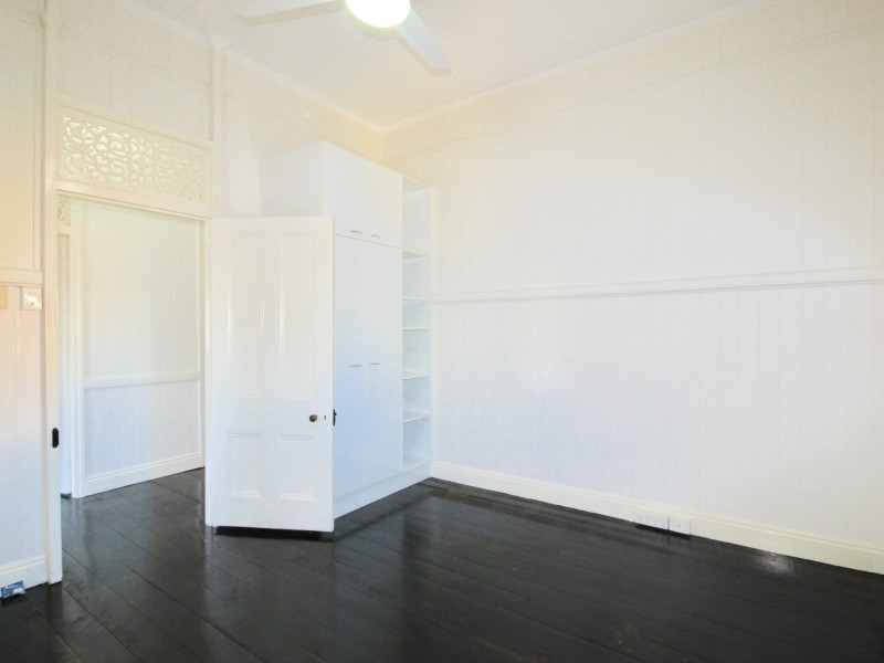 17 Albert Street, Woolloongabba QLD 4102