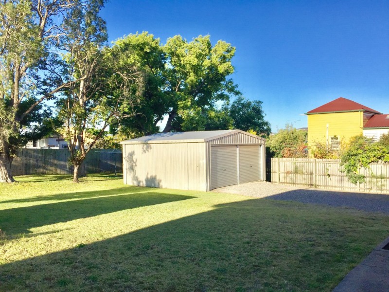 17 Albert Street, Woolloongabba QLD 4102