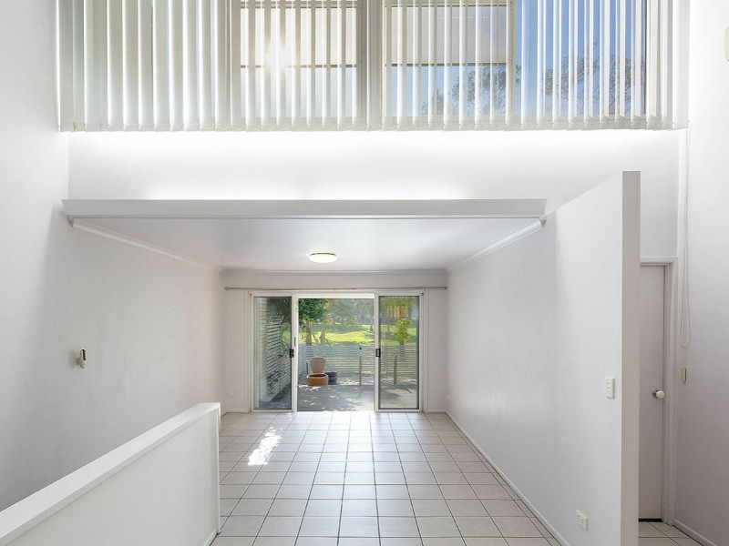 16/95 Strickland Terrace, Graceville QLD 4075