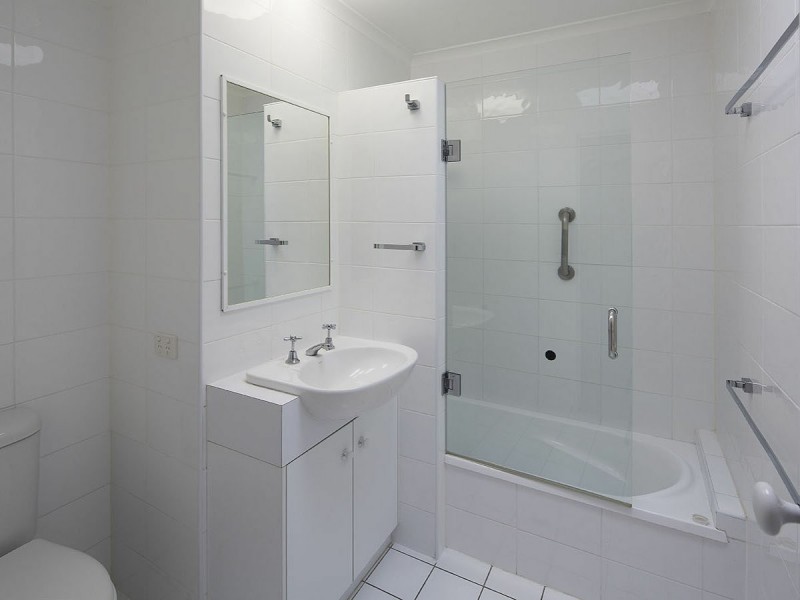 16/95 Strickland Terrace, Graceville QLD 4075