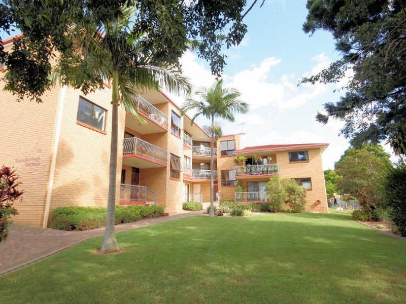 2/32 Gainsbrough Street, Moorooka QLD 4105