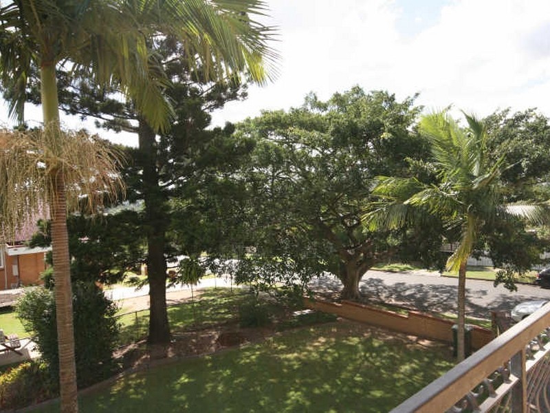 2/32 Gainsbrough Street, Moorooka QLD 4105