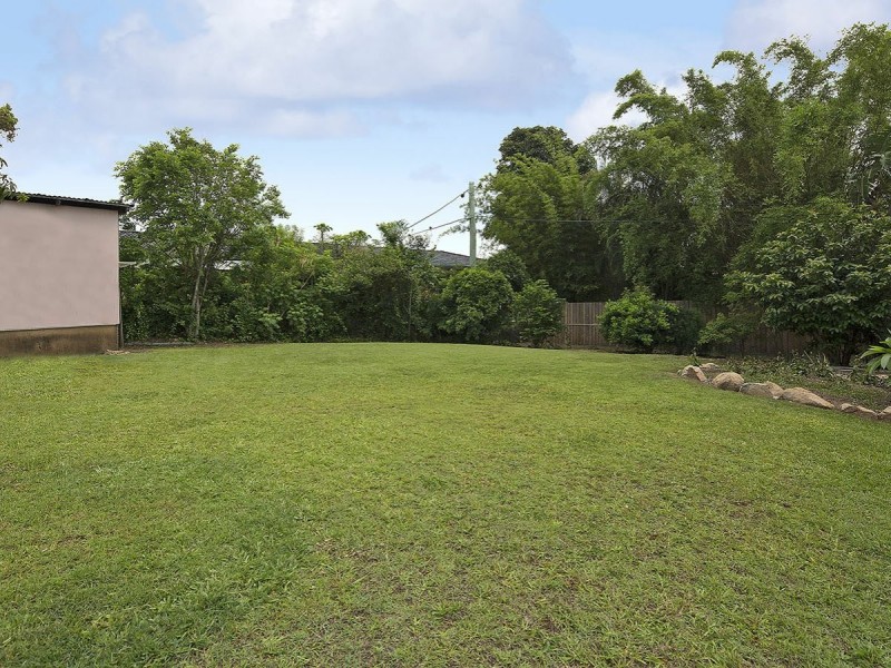 15 Gibson Street, Annerley QLD 4103