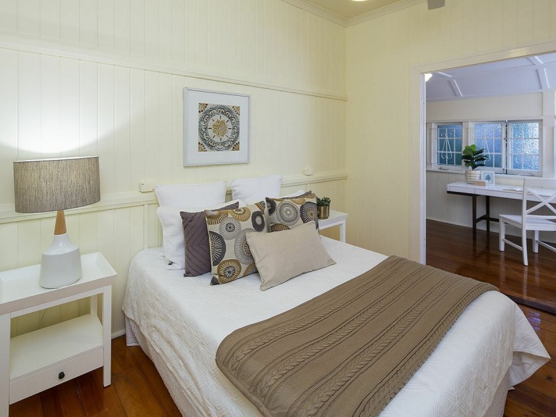 70 Hamlet Street, Annerley QLD 4103