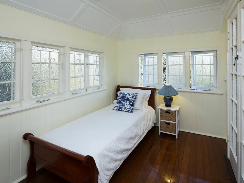 70 Hamlet Street, Annerley QLD 4103