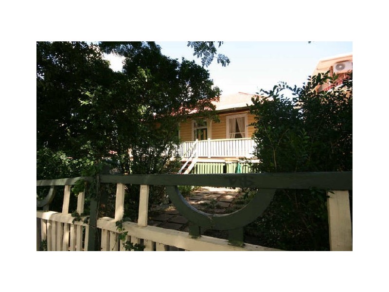 23 Waterton Street, Annerley QLD 4103