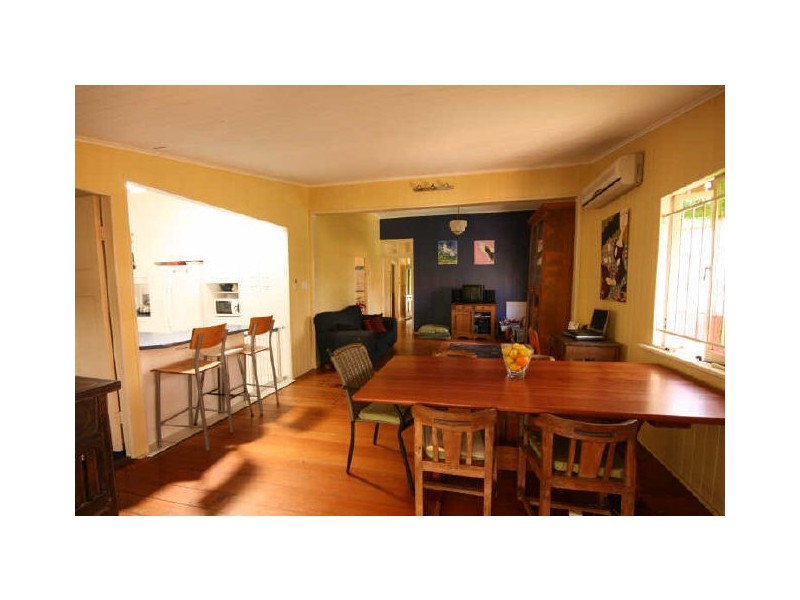 23 Waterton Street, Annerley QLD 4103