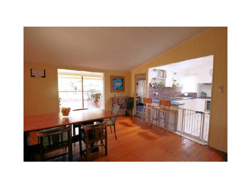 23 Waterton Street, Annerley QLD 4103