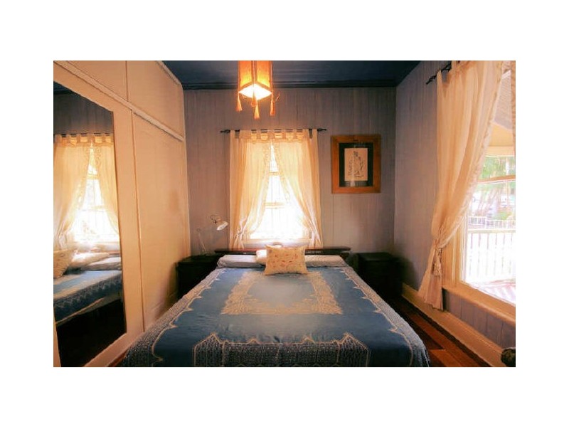 23 Waterton Street, Annerley QLD 4103