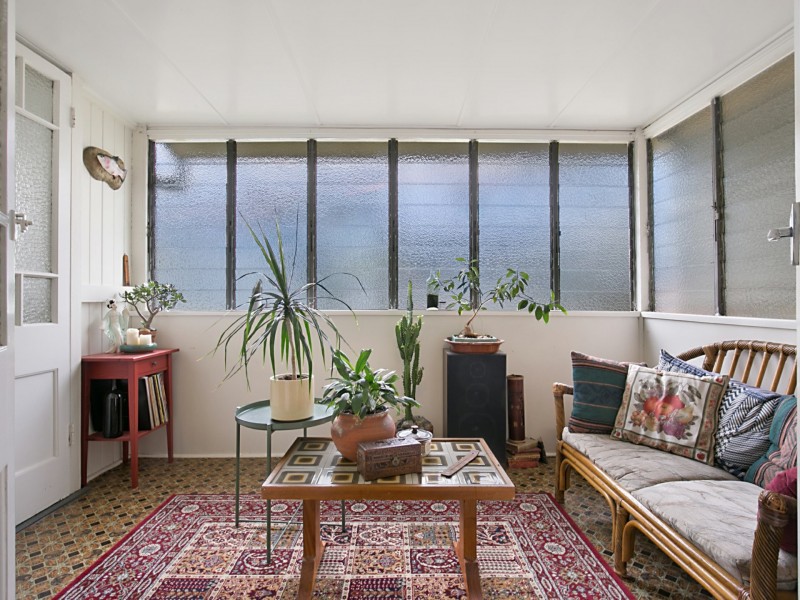 122 Fairfield Road, Fairfield QLD 4103