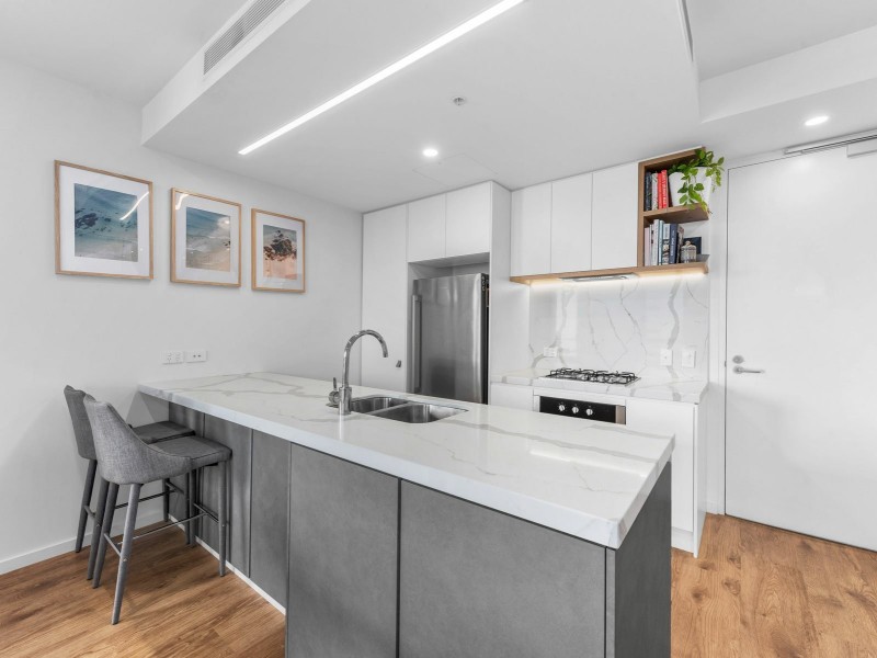 701/18 Duke Street, Kangaroo Point QLD 4169