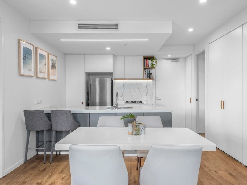 701/18 Duke Street, Kangaroo Point QLD 4169